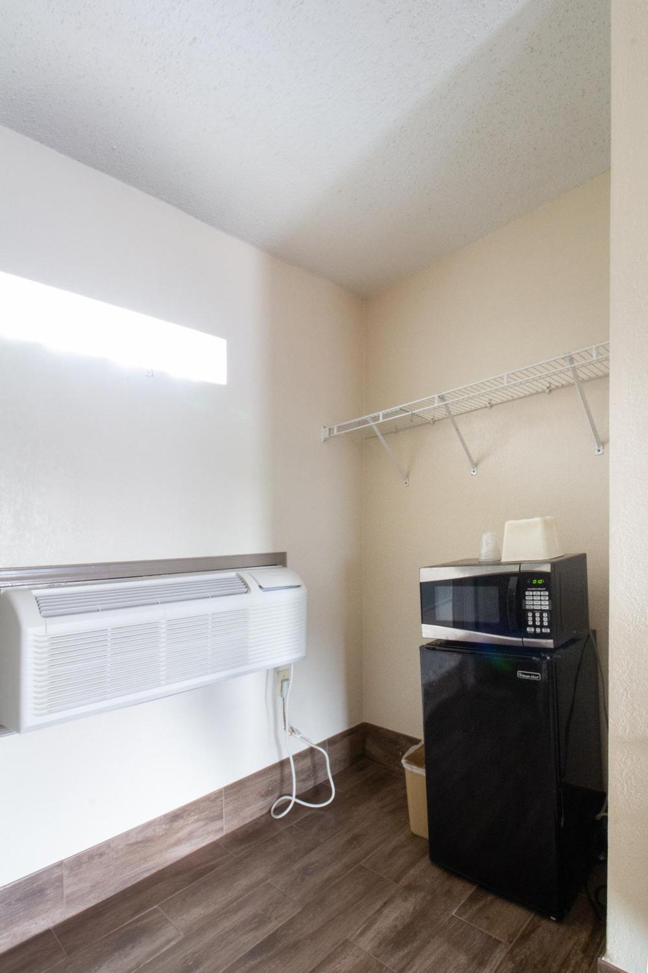 Whitehouse Motel Richmond South Bellwood エクステリア 写真